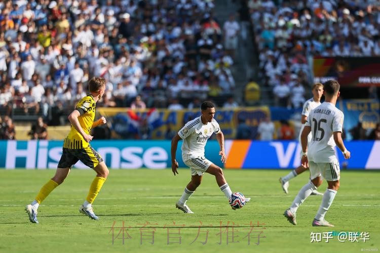 西甲:皇马奥沙斗攻吼半场大 西甲:皇马奥沙斗攻吼半场大