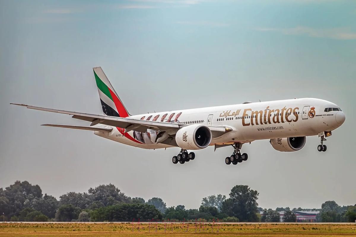 阿联酋航空同意与皇马续约 每年至少赞助5千万欧 阿联酋航空同意与皇马续约 每年至少赞助5千万欧